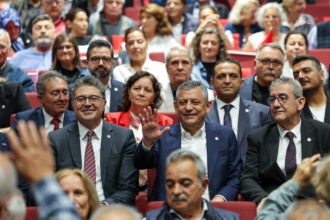 Özgür Özel Karesi’de Üyelere Seslendi: “Bundan Sonra Söz, Karar, Yetki ve Denetim Üyenindir”