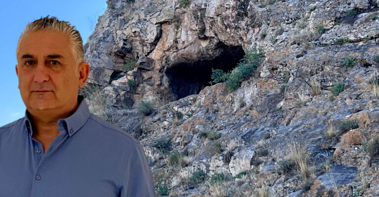 Aleviliği Tanımlamak da Alevilere Barış Dersi Vermek de Senin ve Senin Gibilerin Haddi Değildir, Altan Tan