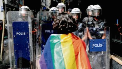 106 Örgütten LGBTİ+’lara Yönelik Operasyonlara Tepki: “Varlığımız Suç Değil, Tutuklular Serbest Bırakılsın!”